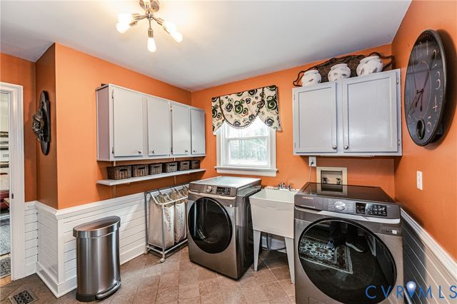 446 Dabneys Mill Rd, Manquin, VA 23106