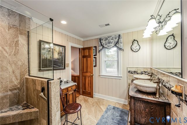 446 Dabneys Mill Rd, Manquin, VA 23106