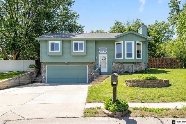 9904 S 9 Circle, Bellevue, NE 68123