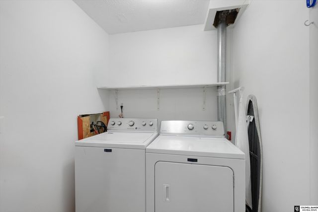 9904 S 9 Circle, Bellevue, NE 68123