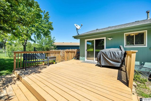 9904 S 9 Circle, Bellevue, NE 68123