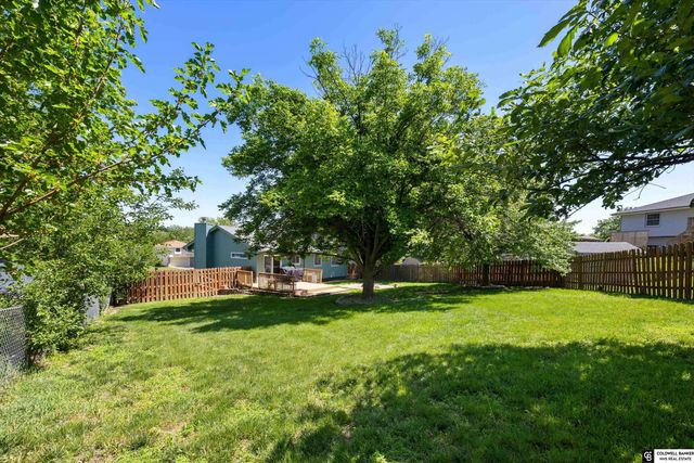 9904 S 9 Circle, Bellevue, NE 68123