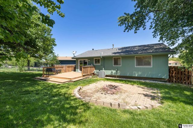9904 S 9 Circle, Bellevue, NE 68123