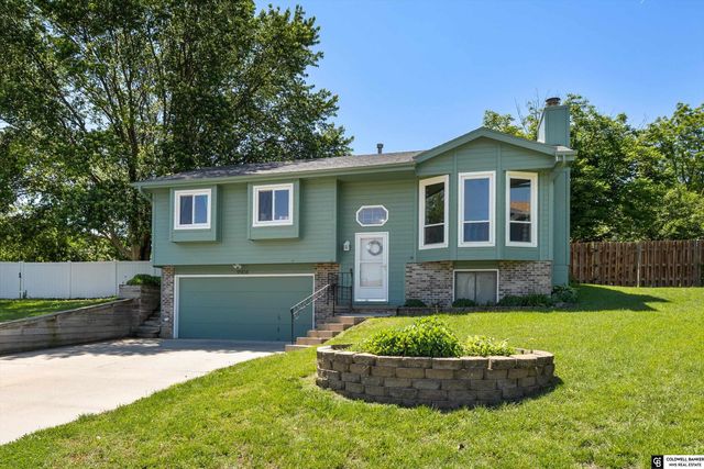 9904 S 9 Circle, Bellevue, NE 68123