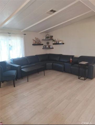 21217 Washington 28, Walnut, CA 91789