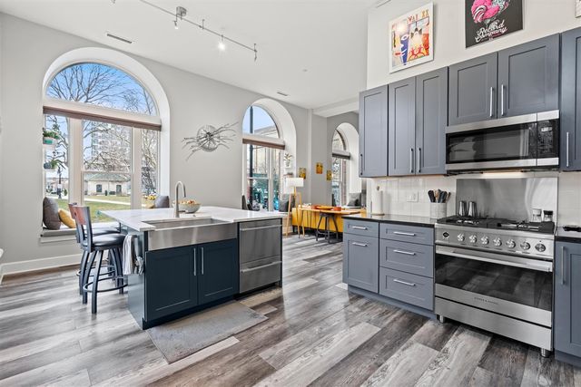 27 Library Street 202, Grand Rapids, MI 49503