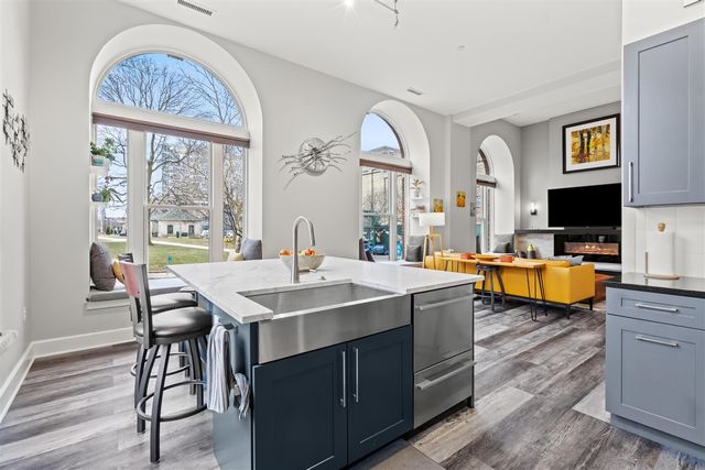 27 Library Street 202, Grand Rapids, MI 49503