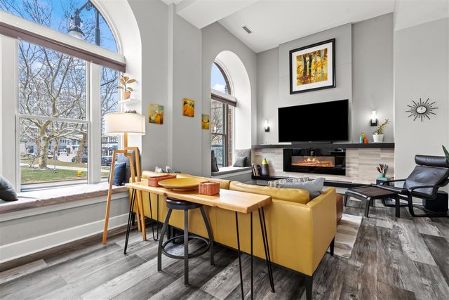 27 Library Street 202, Grand Rapids, MI 49503