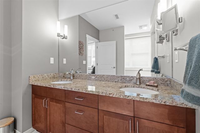 27 Library Street 202, Grand Rapids, MI 49503