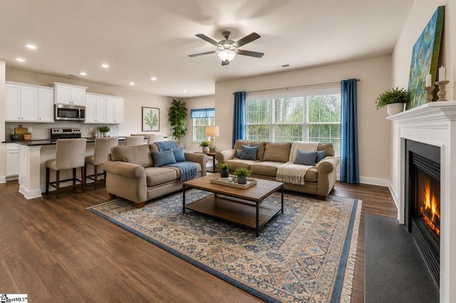 4 Harvestwood Place, Greenville, SC 29605