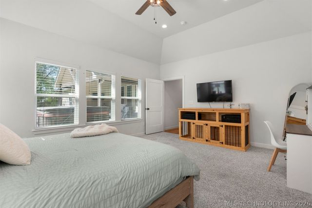 1932 E Line Avenue, Sapulpa, OK 74066