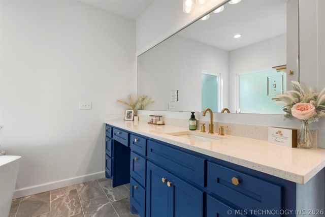 1932 E Line Avenue, Sapulpa, OK 74066