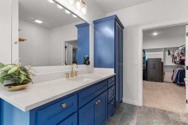 1932 E Line Avenue, Sapulpa, OK 74066