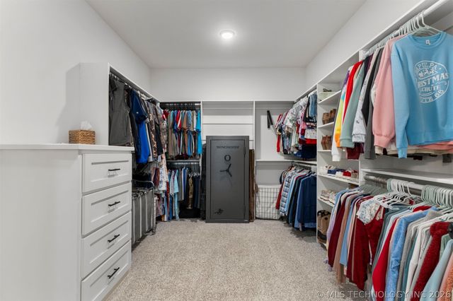 1932 E Line Avenue, Sapulpa, OK 74066