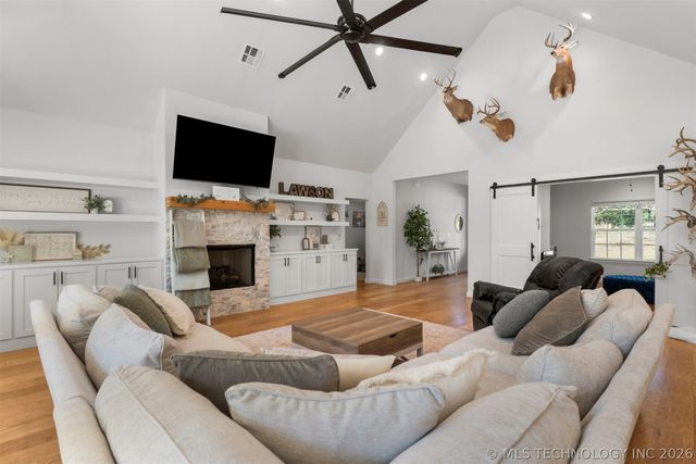 1932 E Line Avenue, Sapulpa, OK 74066