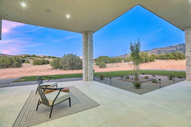 18 Chamisa Road, Placitas, NM 87043
