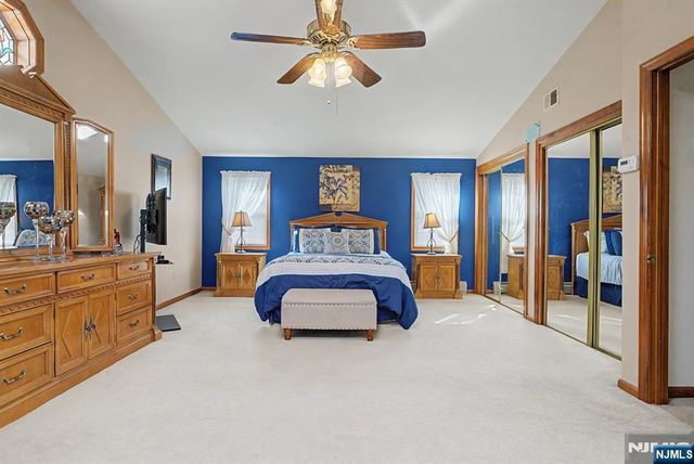 27 Westwood Drive, Fair Lawn, NJ 07410