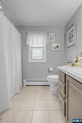 27 Westwood Drive, Fair Lawn, NJ 07410