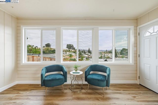 2592 Miramar Ave, Castro Valley, CA 94546