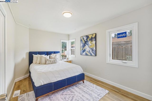 2592 Miramar Ave, Castro Valley, CA 94546