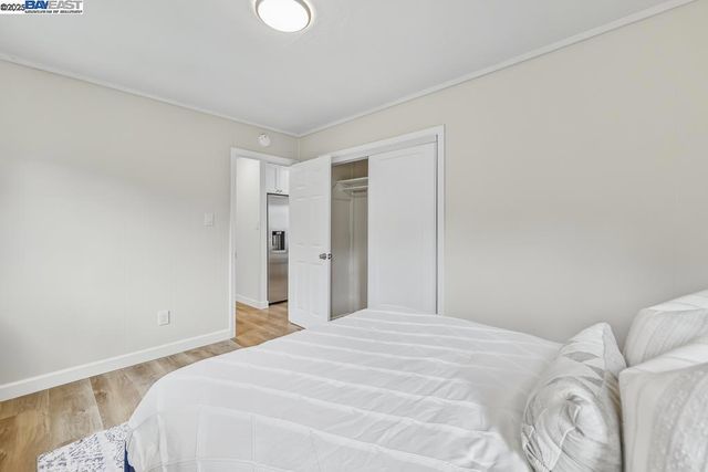 2592 Miramar Ave, Castro Valley, CA 94546