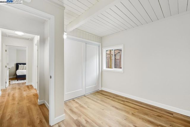 2592 Miramar Ave, Castro Valley, CA 94546