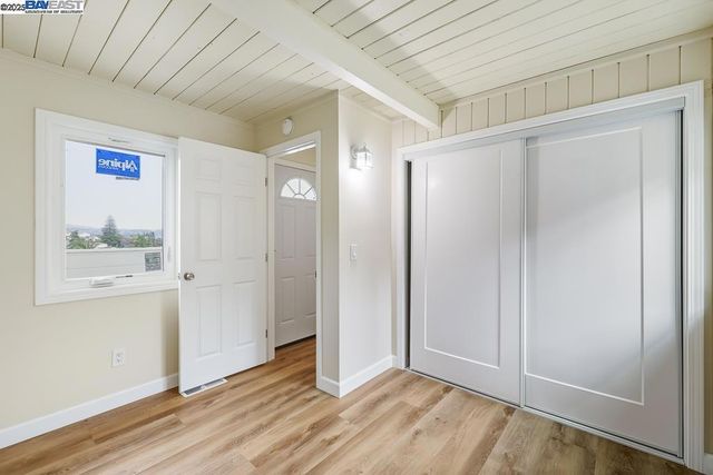 2592 Miramar Ave, Castro Valley, CA 94546