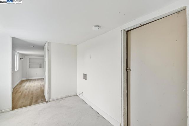 2592 Miramar Ave, Castro Valley, CA 94546