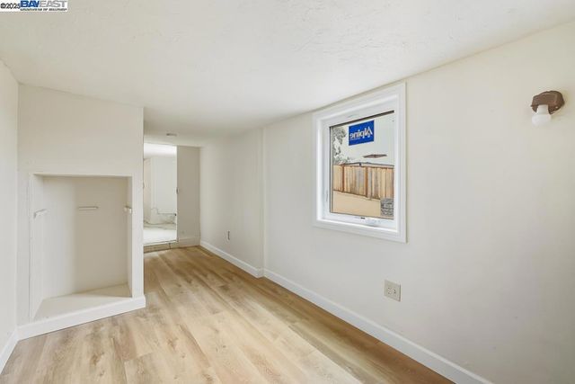 2592 Miramar Ave, Castro Valley, CA 94546