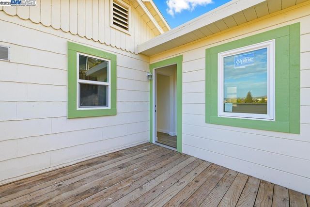 2592 Miramar Ave, Castro Valley, CA 94546