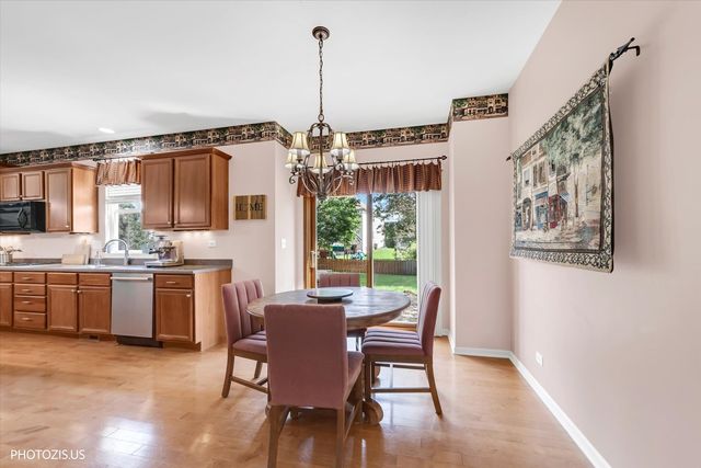 157 Primrose Lane, Bartlett, IL 60103