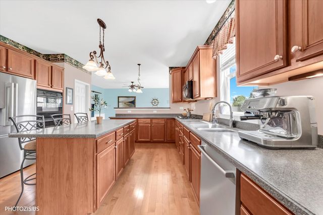 157 Primrose Lane, Bartlett, IL 60103