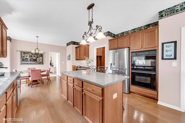 157 Primrose Lane, Bartlett, IL 60103