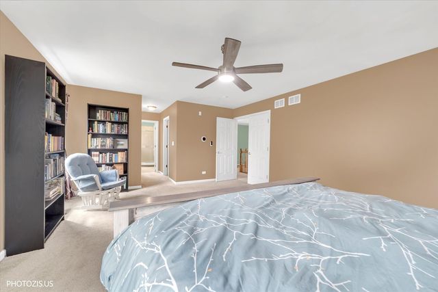 157 Primrose Lane, Bartlett, IL 60103