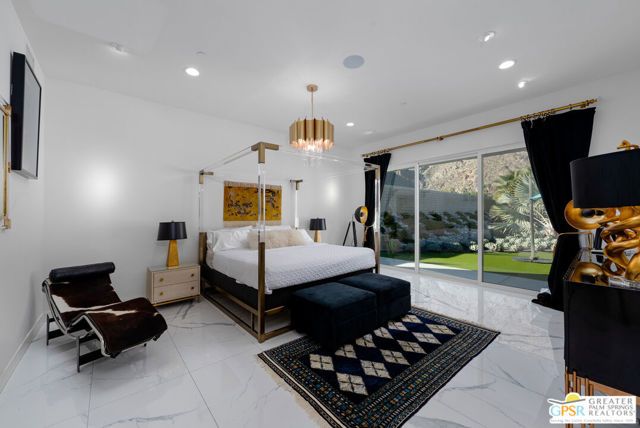 586 Polaris Court, Palm Springs, CA 92264