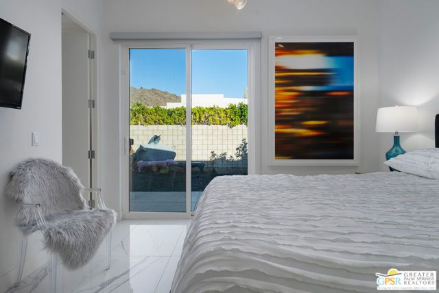 586 Polaris Court, Palm Springs, CA 92264