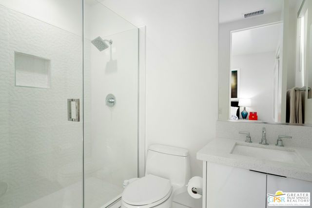 586 Polaris Court, Palm Springs, CA 92264