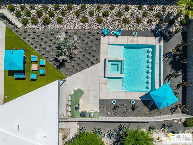 586 Polaris Court, Palm Springs, CA 92264