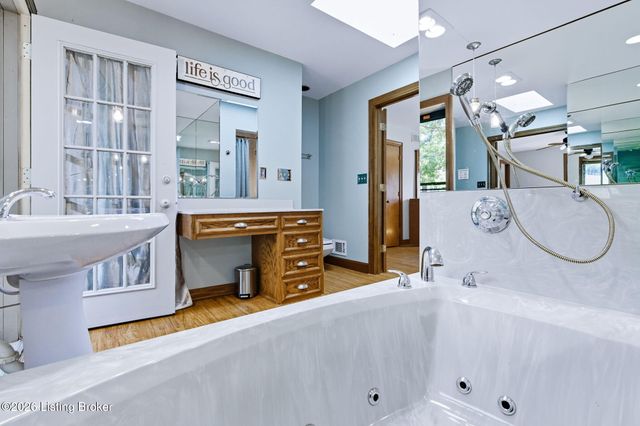 6601 Mount Washington Rd, Louisville, KY 40229