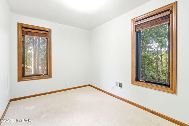 6601 Mount Washington Rd, Louisville, KY 40229