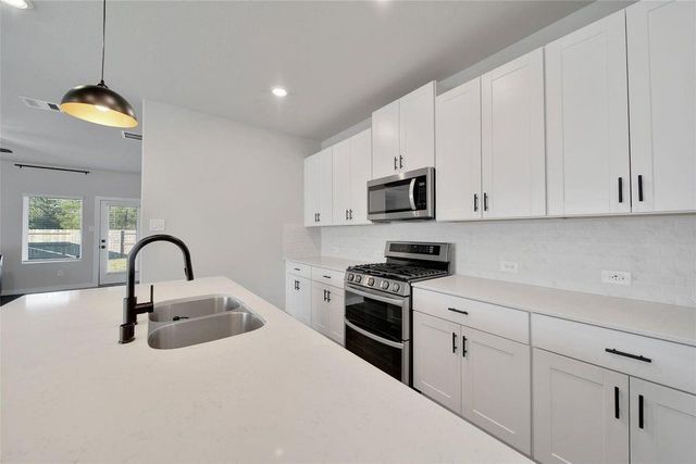 38503 Winding Meadows Drive, Magnolia, TX 77354