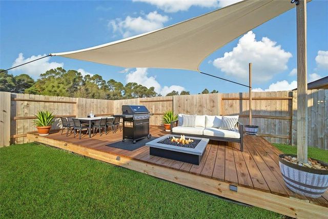 38503 Winding Meadows Drive, Magnolia, TX 77354