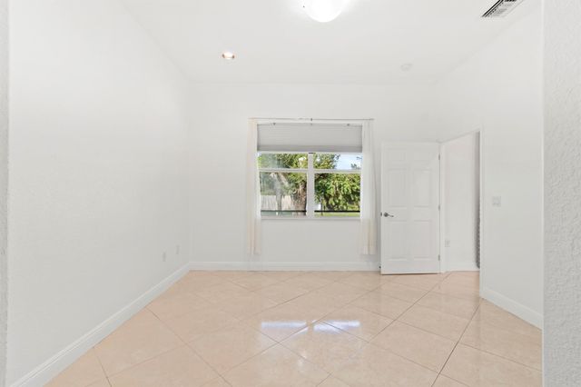 9353 Rodeo Drive, Lake Worth, FL 33467