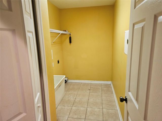1147 EMERALD HILL WAY, Valrico, FL 33594