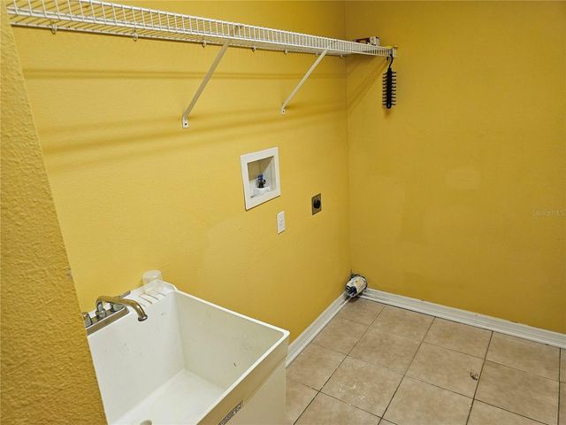 1147 EMERALD HILL WAY, Valrico, FL 33594