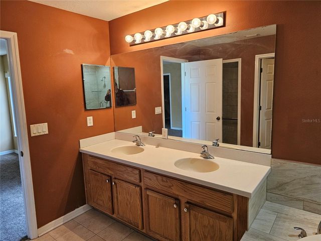 1147 EMERALD HILL WAY, Valrico, FL 33594