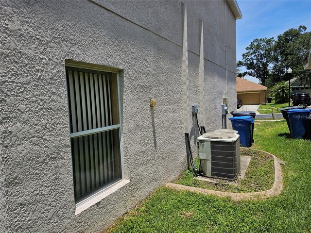 1147 EMERALD HILL WAY, Valrico, FL 33594