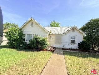 347 Francis Street, Bakersfield, CA 93308