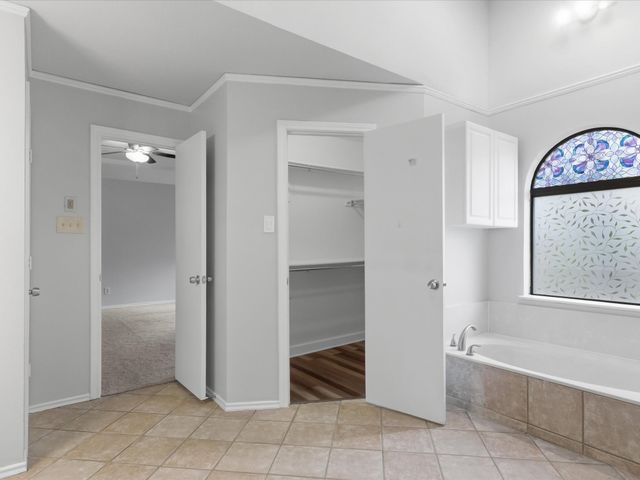 1522 Knollview Lane, Carrollton, TX 75007