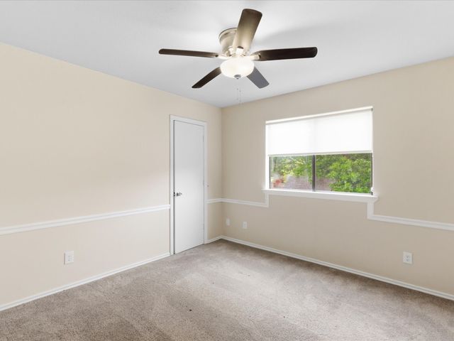 1522 Knollview Lane, Carrollton, TX 75007